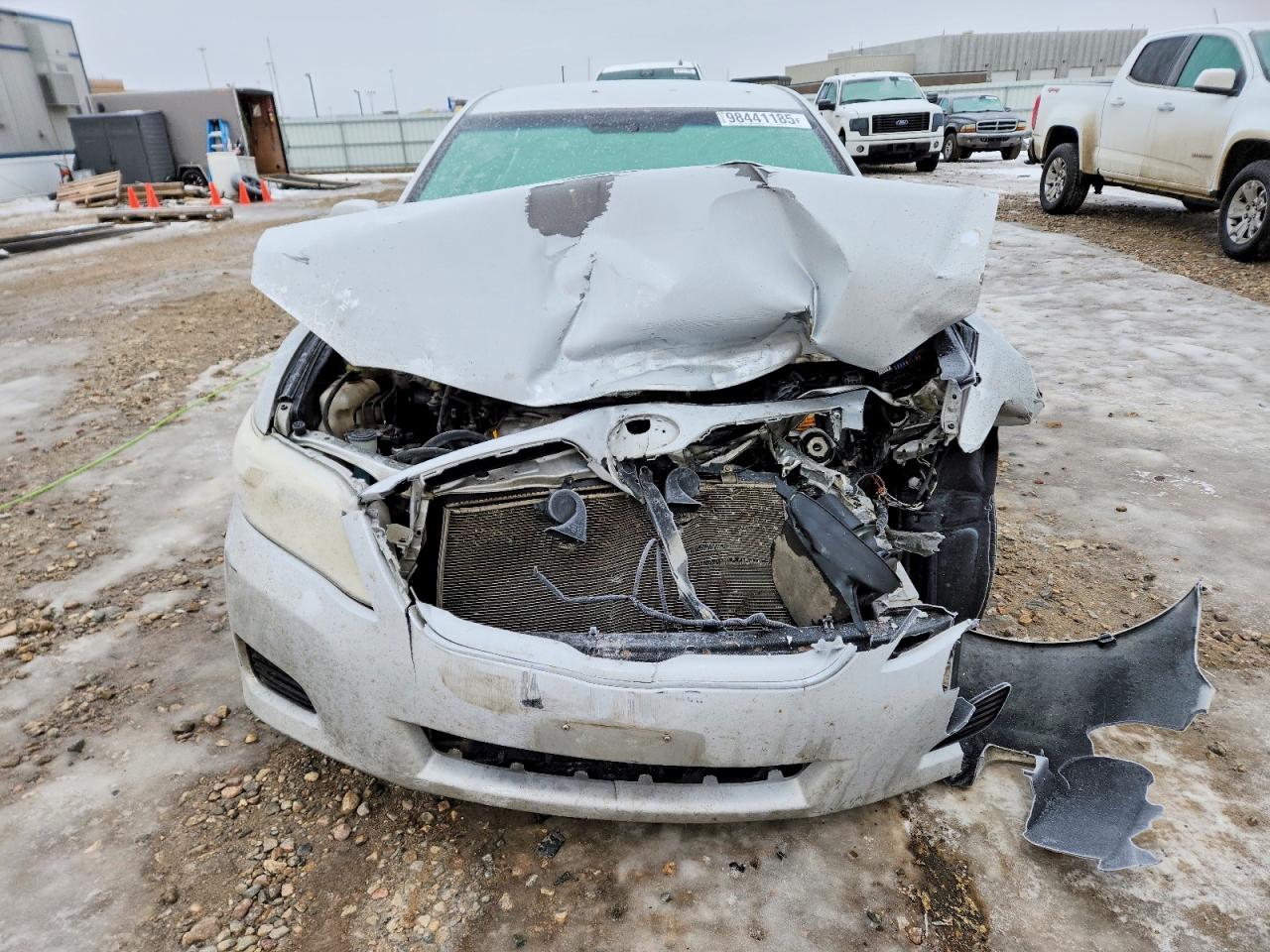 2010 TOYOTA CAMRY BASE photo 5
