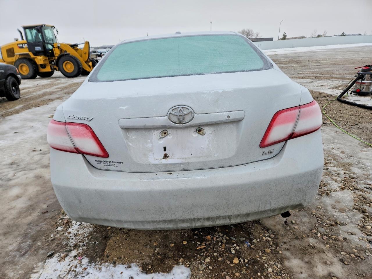 2010 TOYOTA CAMRY BASE photo 6