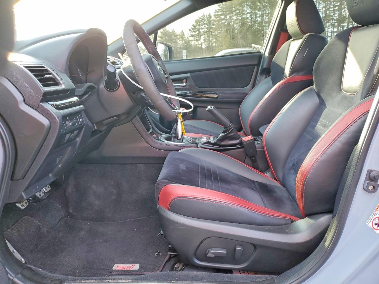 2019 SUBARU WRX STI photo 7