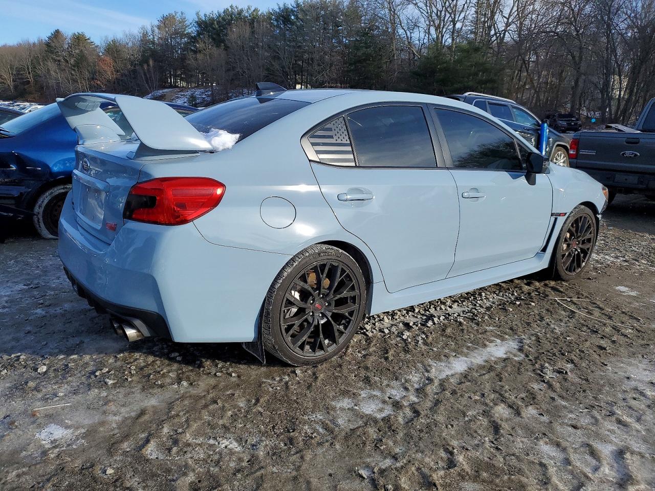 2019 SUBARU WRX STI photo 3
