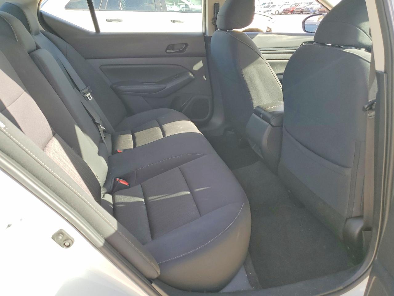 2025 NISSAN ALTIMA SV photo 10