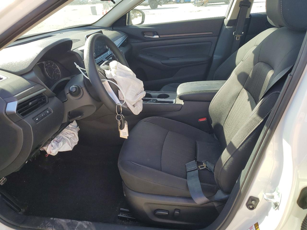 2025 NISSAN ALTIMA SV photo 7