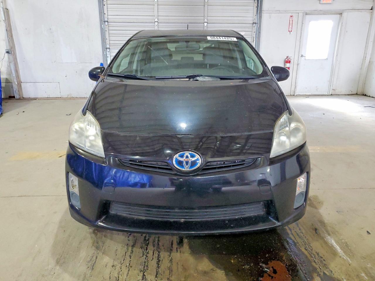 2010 TOYOTA PRIUS photo 5