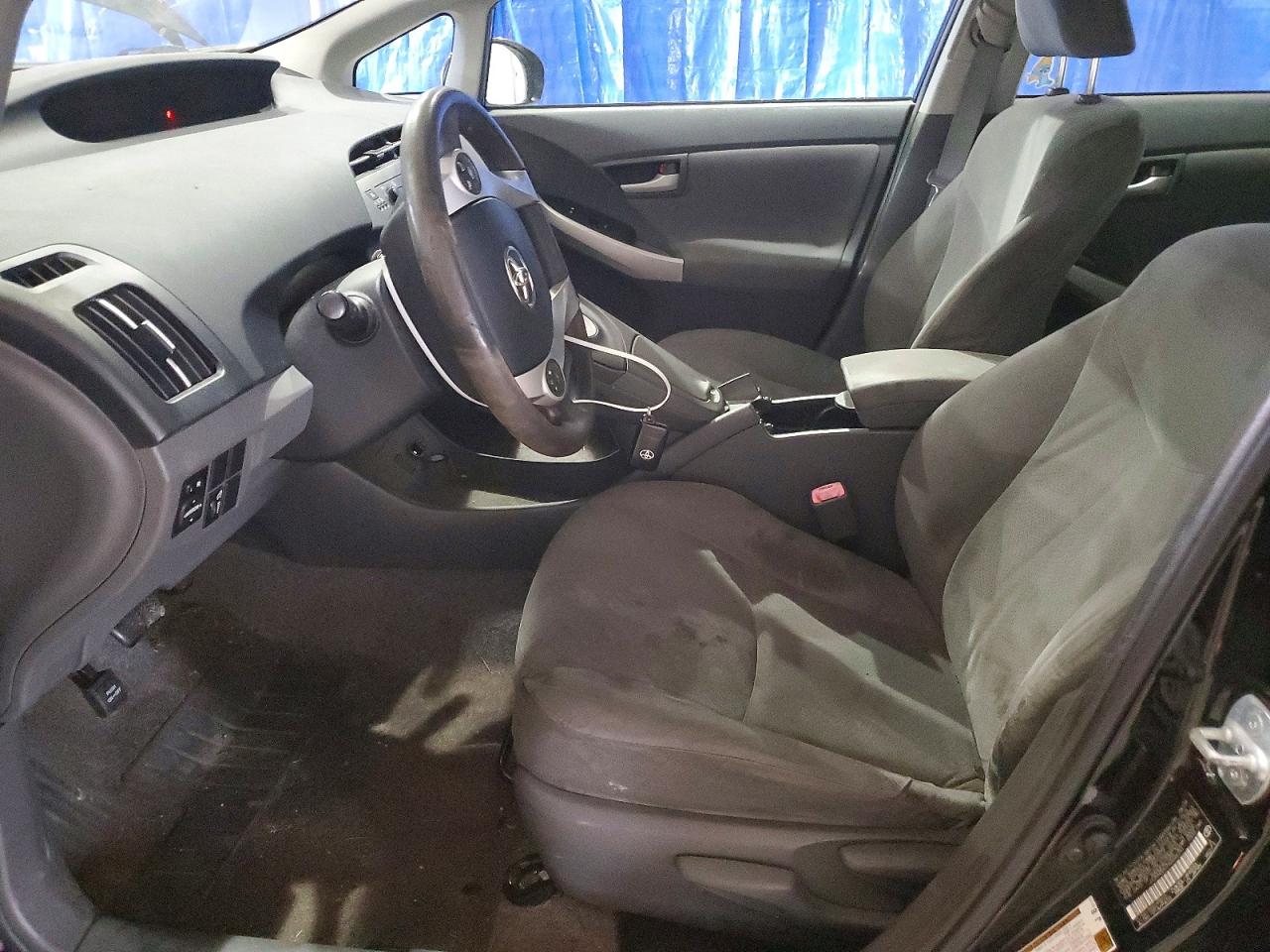 2010 TOYOTA PRIUS photo 7