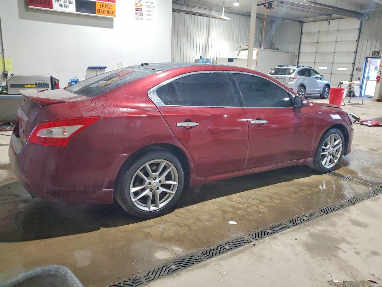 2011 NISSAN MAXIMA S photo 5