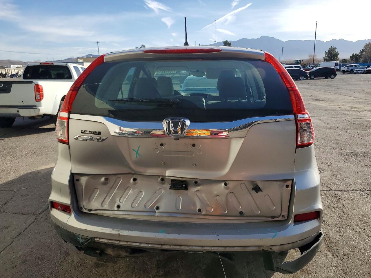 2016 HONDA CR-V LX photo 6