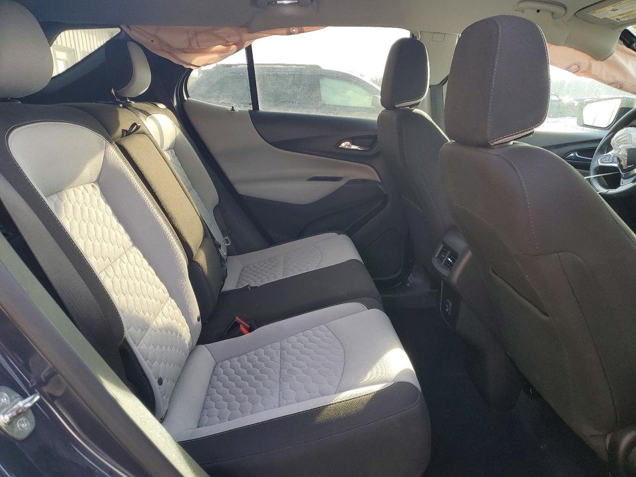 2019 CHEVROLET EQUINOX LS photo 11