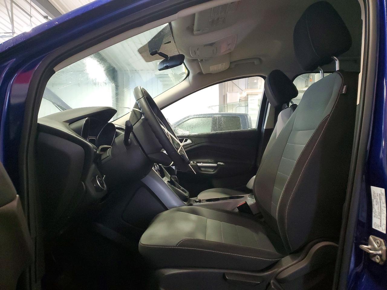 2016 FORD ESCAPE SE photo 13