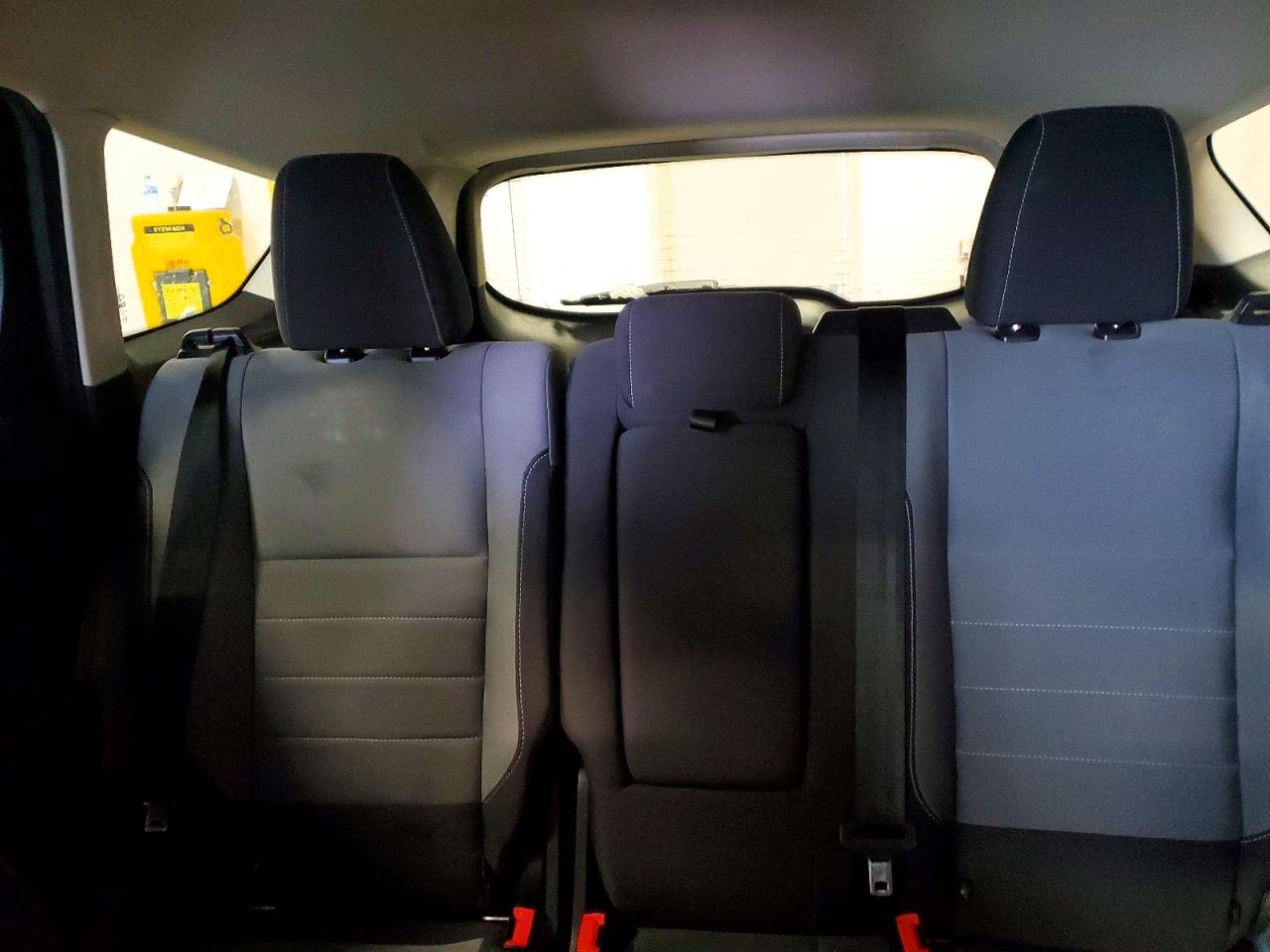 2016 FORD ESCAPE SE photo 19