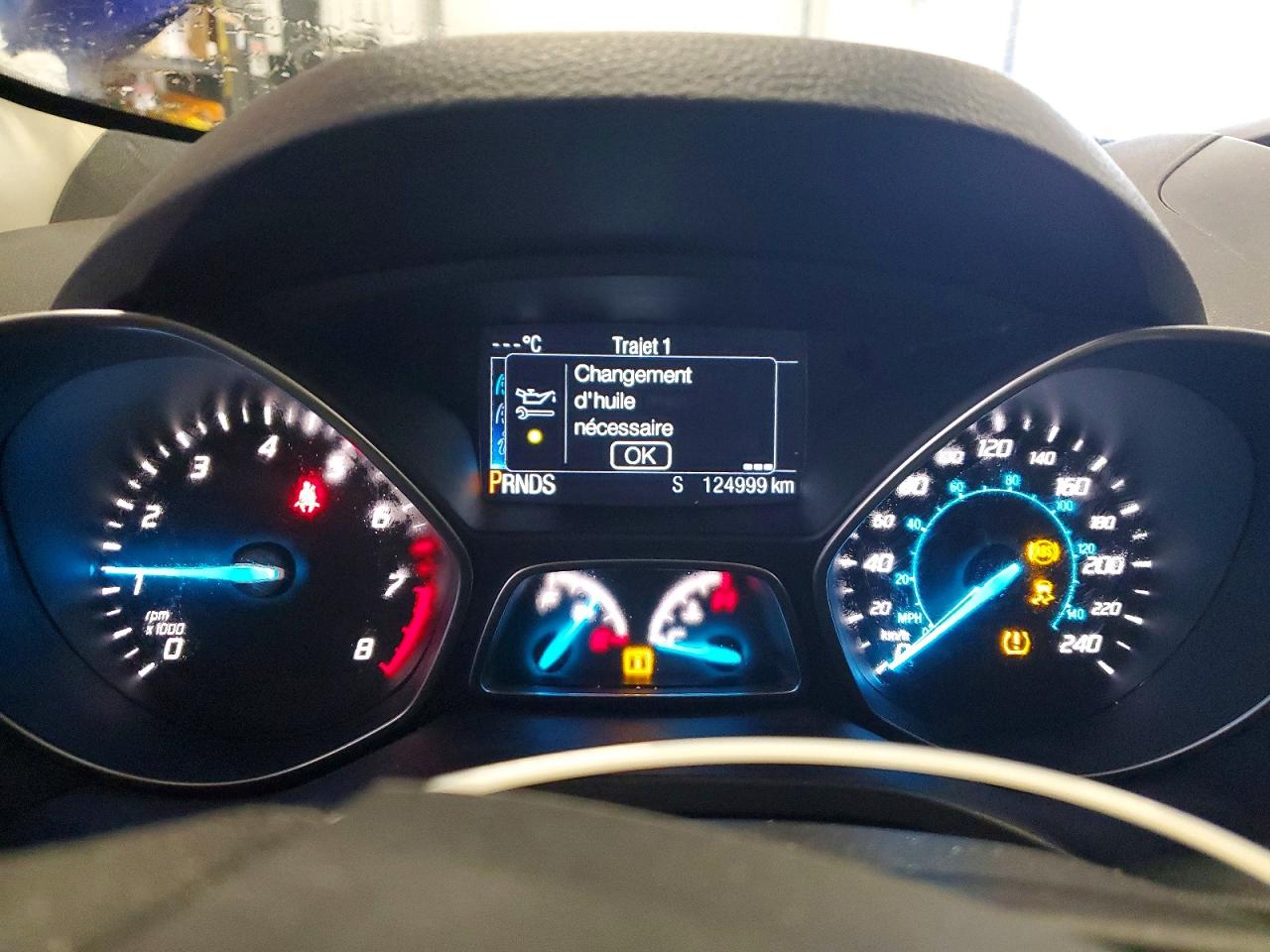 2016 FORD ESCAPE SE photo 17