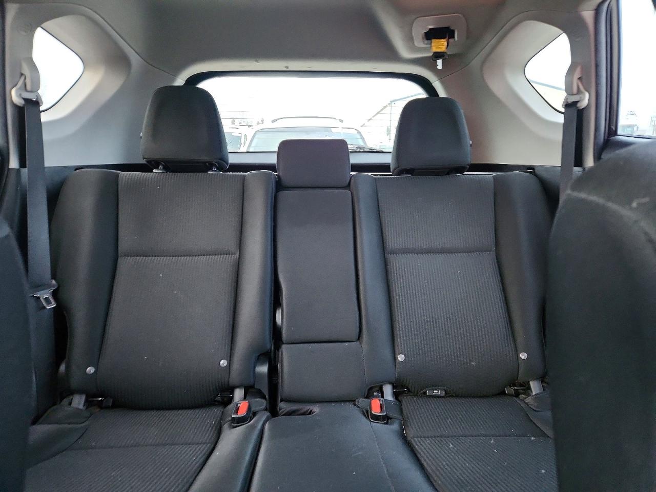 2018 TOYOTA RAV4 LE photo 10