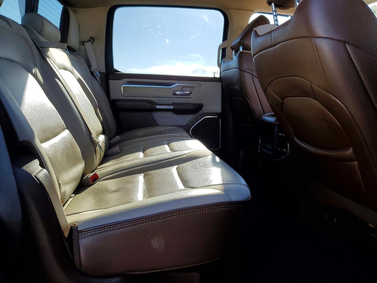 2019 RAM 1500 LARAMIE photo 11