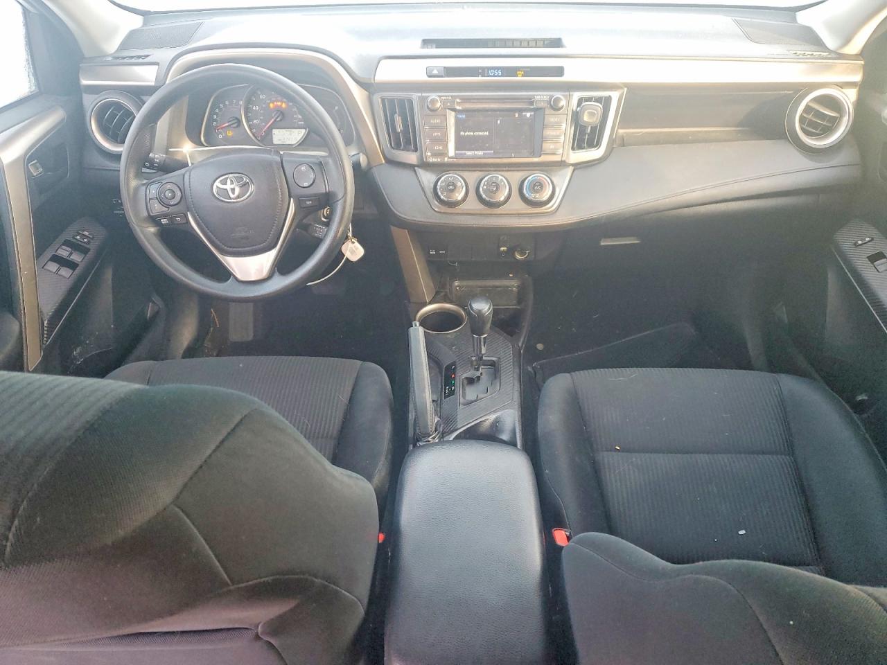 2015 TOYOTA RAV4 LE photo 8