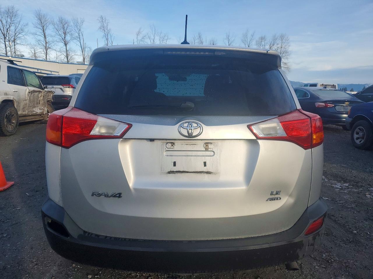 2015 TOYOTA RAV4 LE photo 6