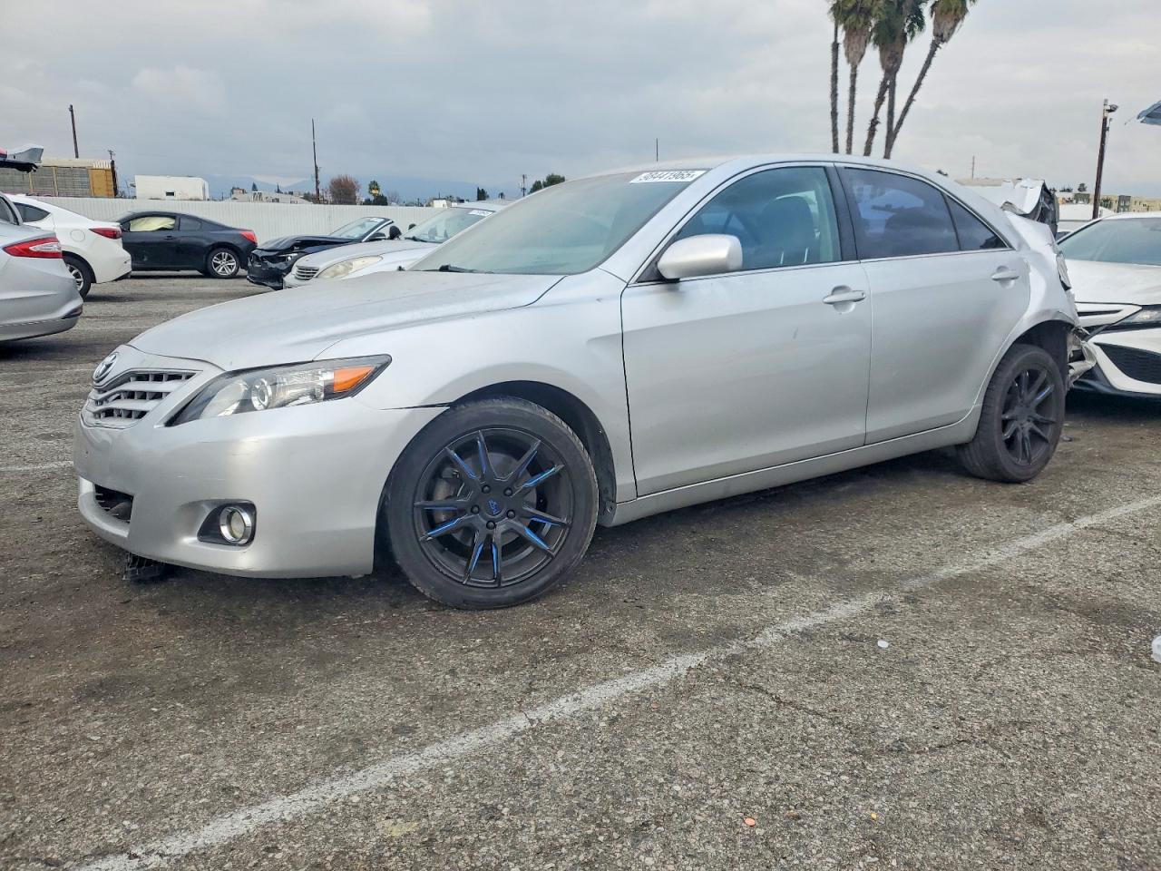 2011 TOYOTA CAMRY