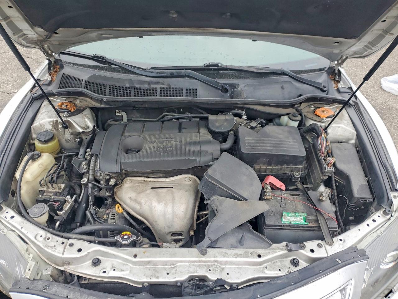 2011 TOYOTA CAMRY BASE photo 11