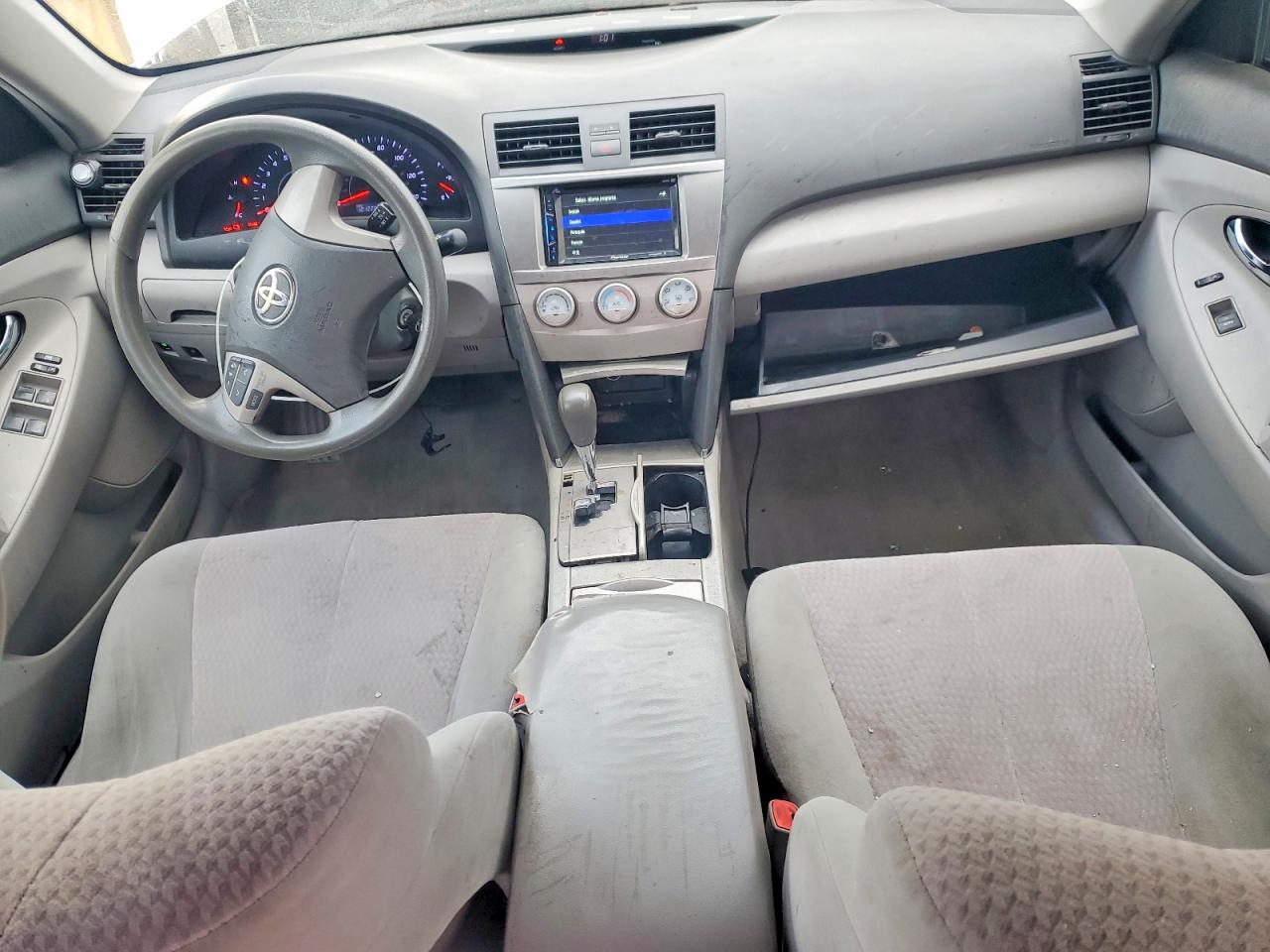 2011 TOYOTA CAMRY BASE photo 8