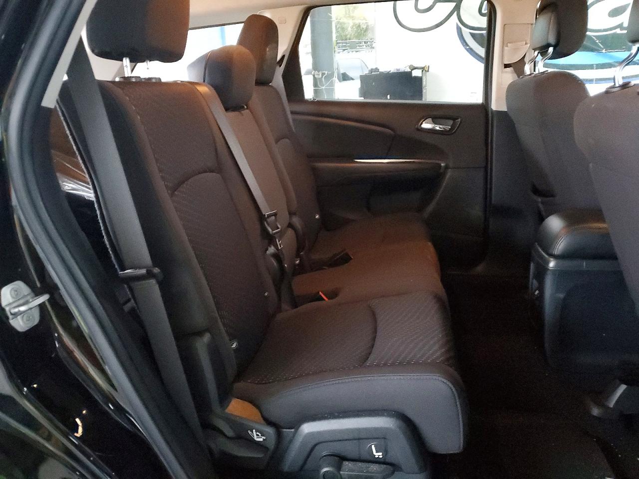 2017 DODGE JOURNEY SE photo 10
