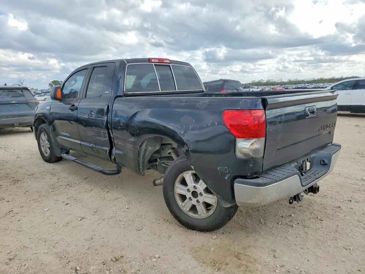 2007 TOYOTA TUNDRA DOUBLE CAB SR5 photo 2