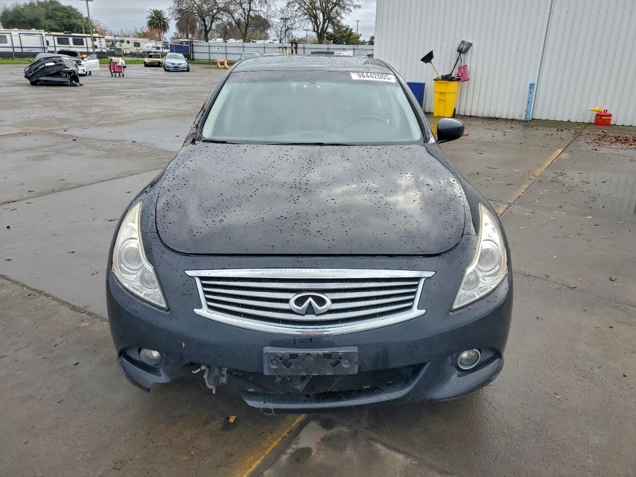 2013 INFINITI G37 BASE photo 5