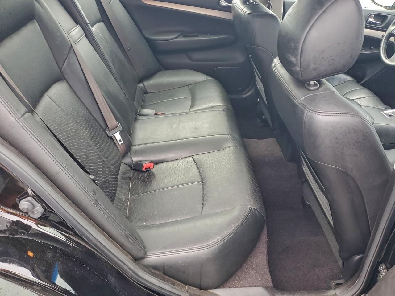 2013 INFINITI G37 BASE photo 10