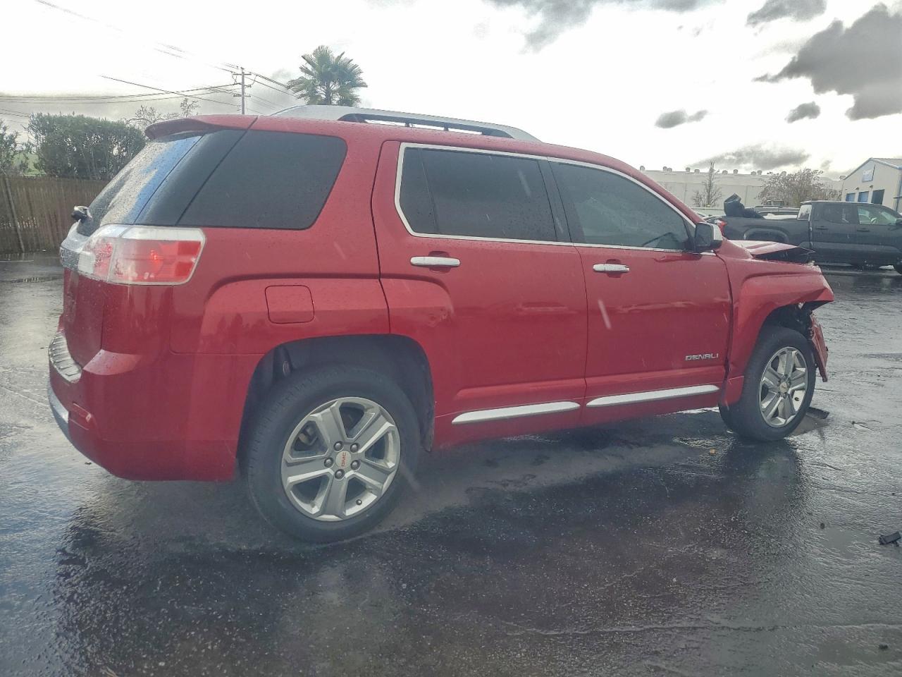 2013 GMC TERRAIN DENALI photo 3