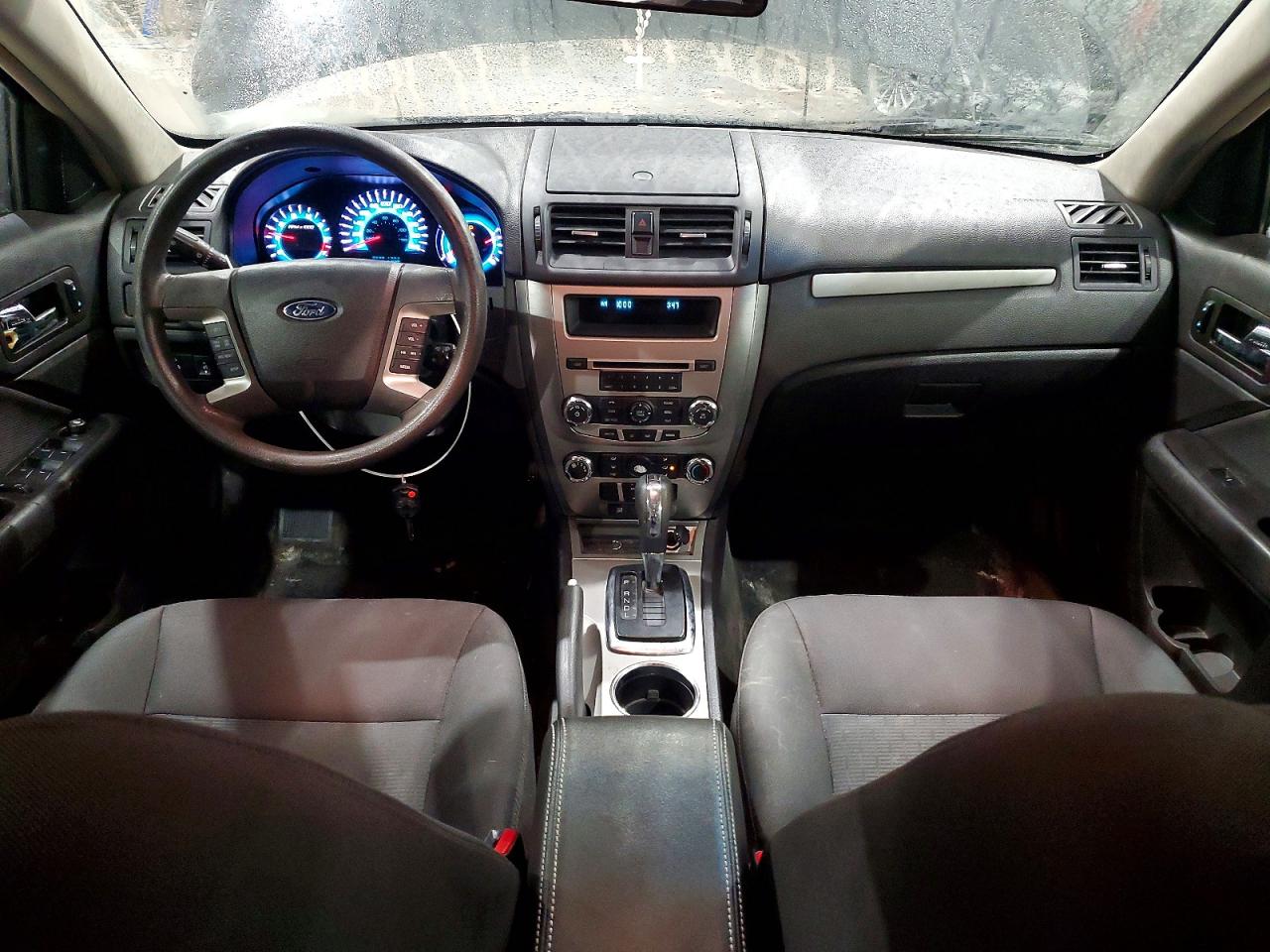 2011 FORD FUSION SE photo 8