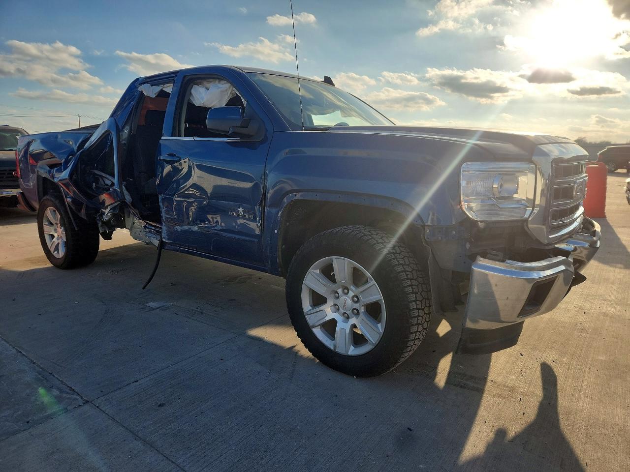 2015 GMC SIERRA C1500 SLE photo 4