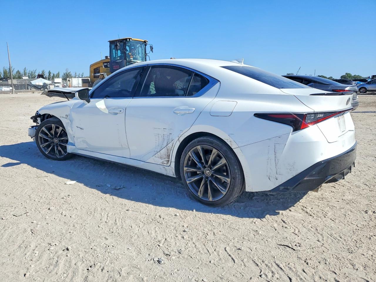 2023 LEXUS IS 350 F SPORT DESIGN photo 3