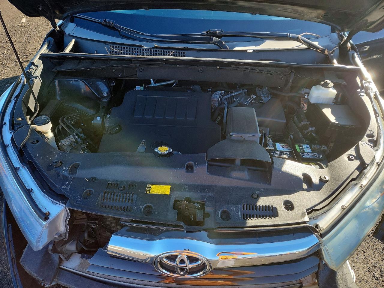 2014 TOYOTA HIGHLANDER LIMITED photo 12