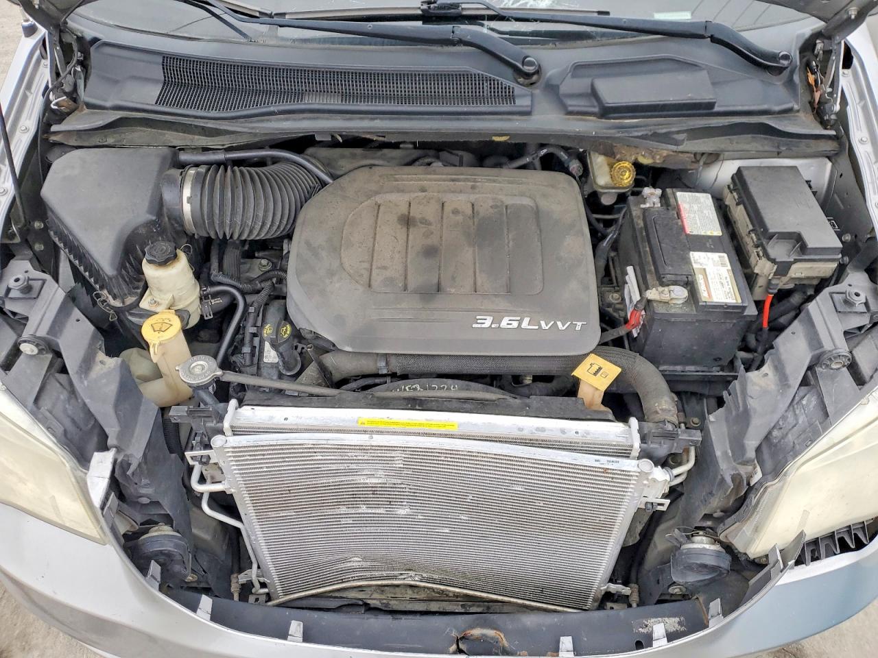 2013 DODGE GRAND CARAVAN SXT photo 12