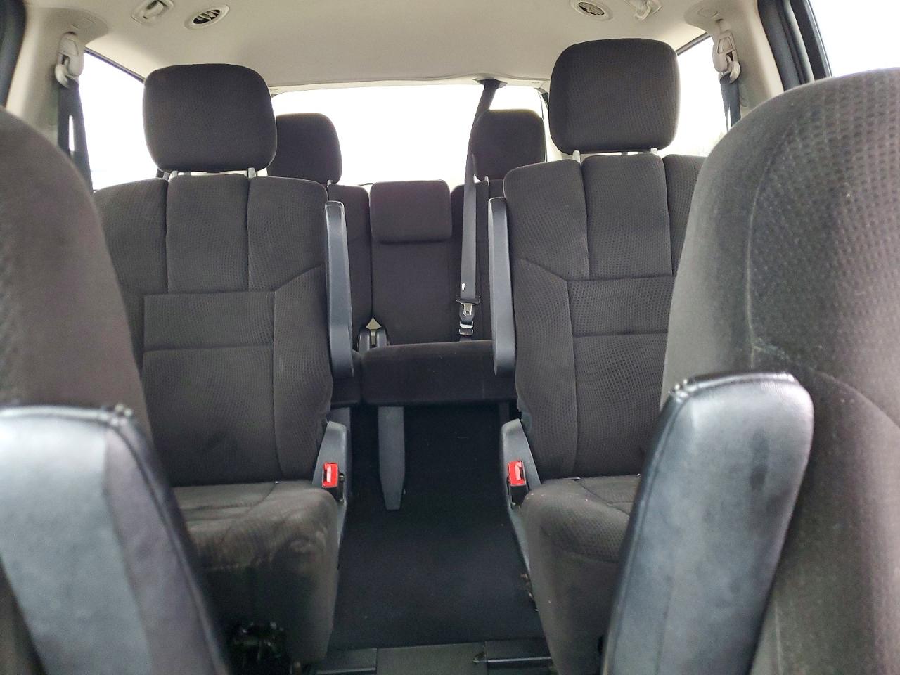 2013 DODGE GRAND CARAVAN SXT photo 10