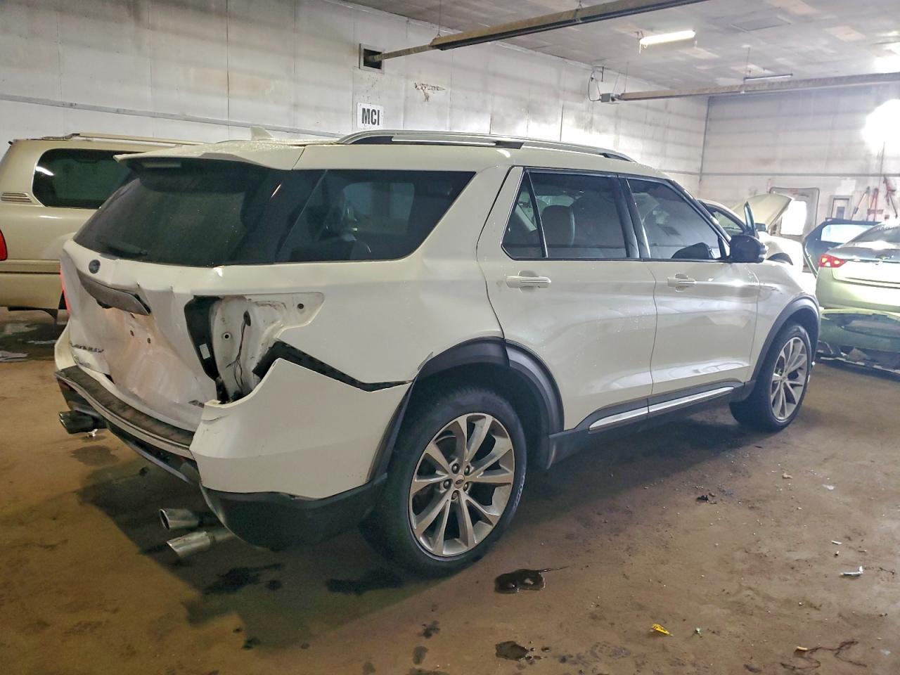 2021 FORD EXPLORER PLATINUM photo 3