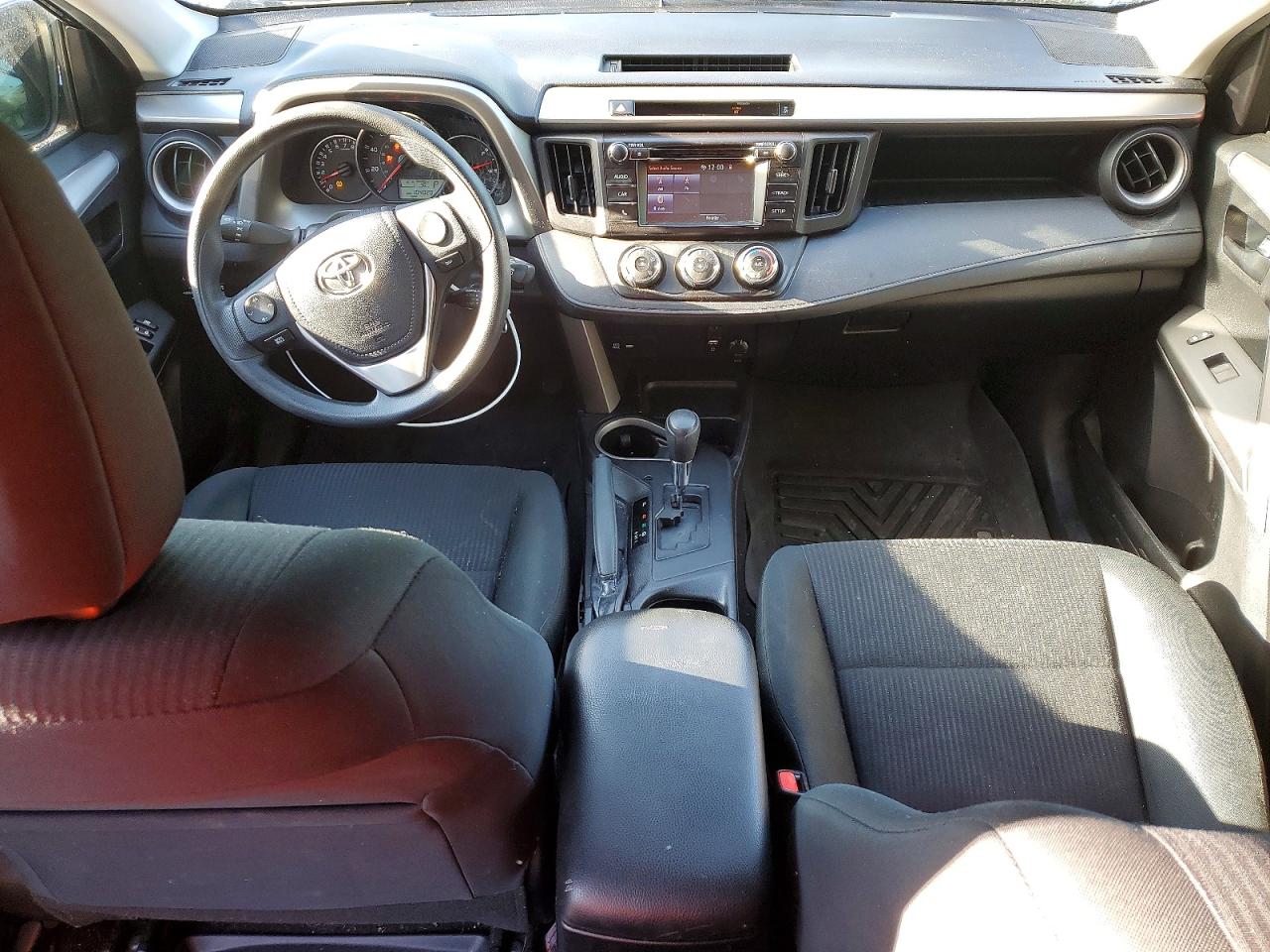 2016 TOYOTA RAV4 LE photo 22