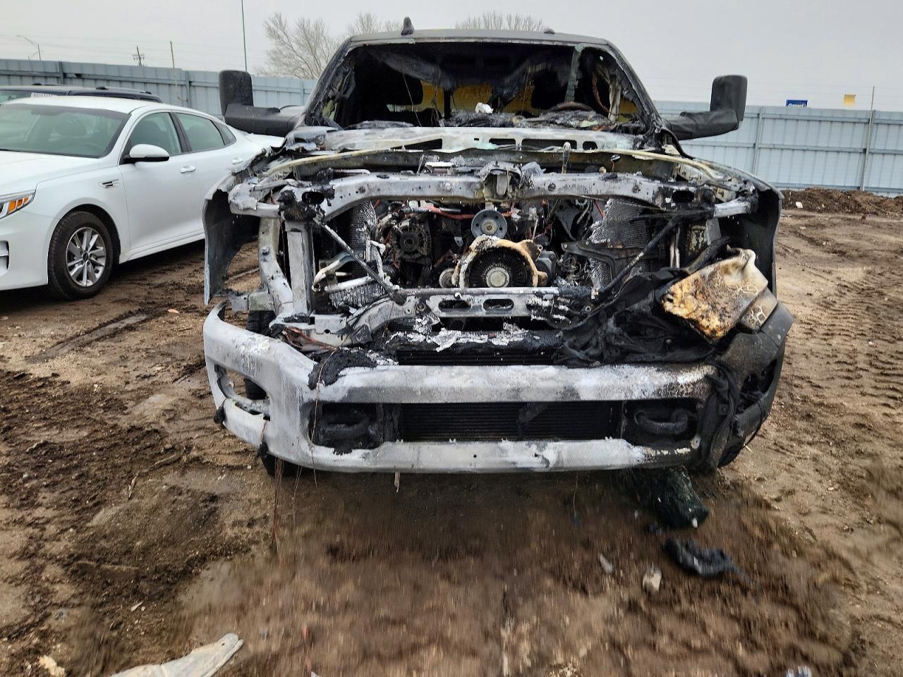 2021 RAM 3500 LIMITED photo 9