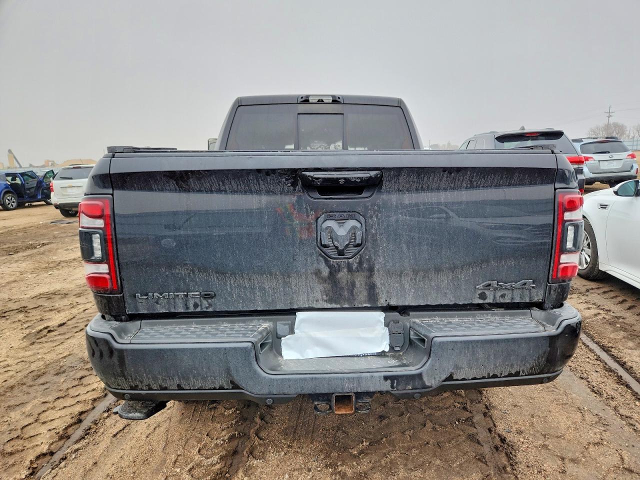 2021 RAM 3500 LIMITED photo 11