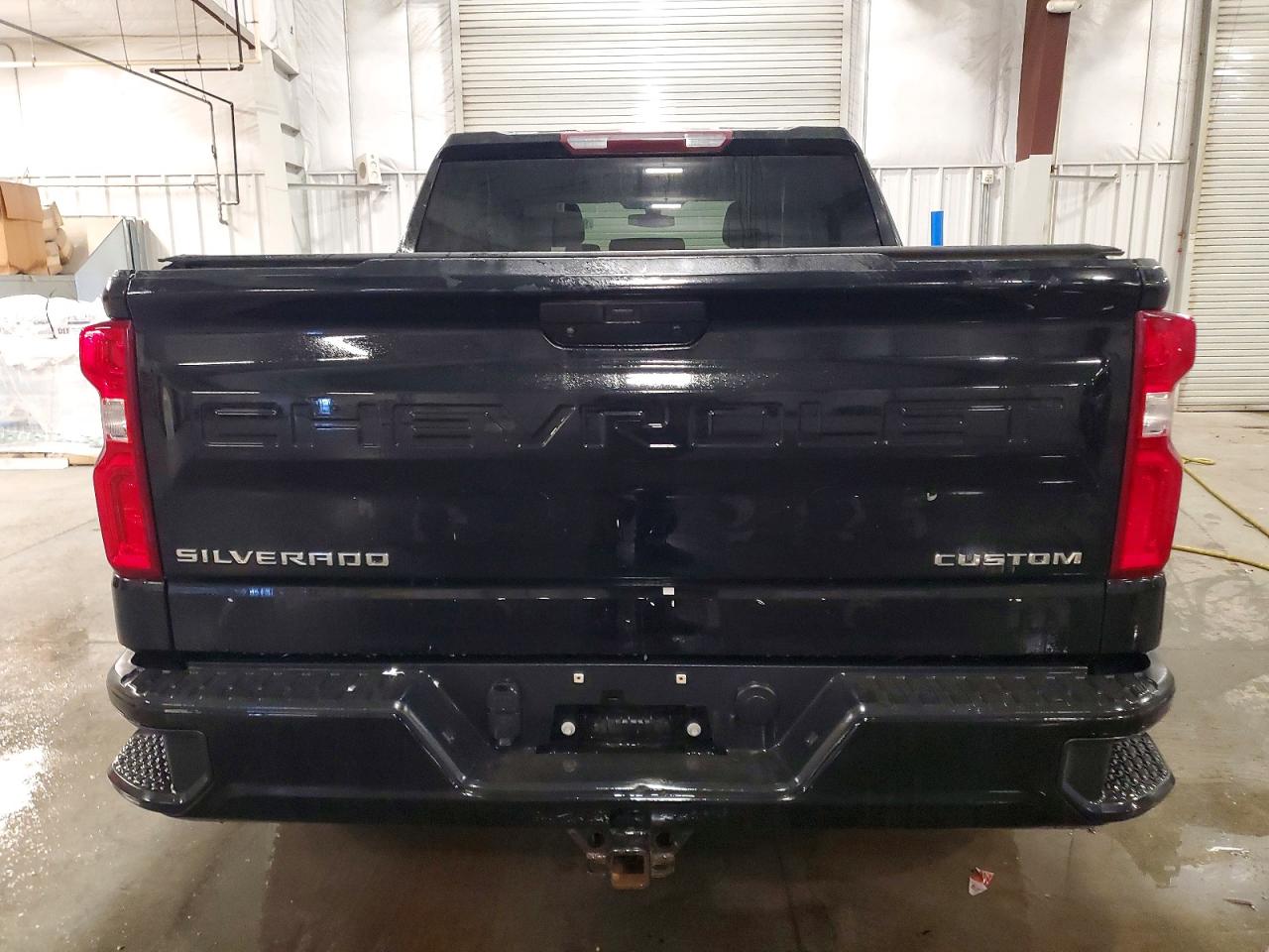 2019 CHEVROLET SILVERADO K1500 CUSTOM photo 6