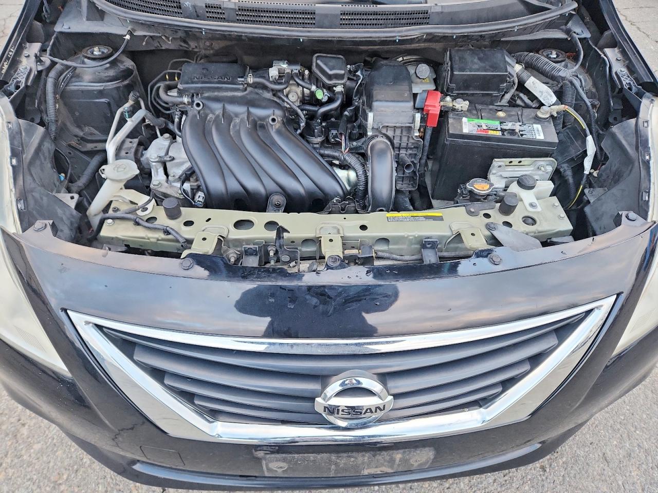 2012 NISSAN VERSA S photo 11