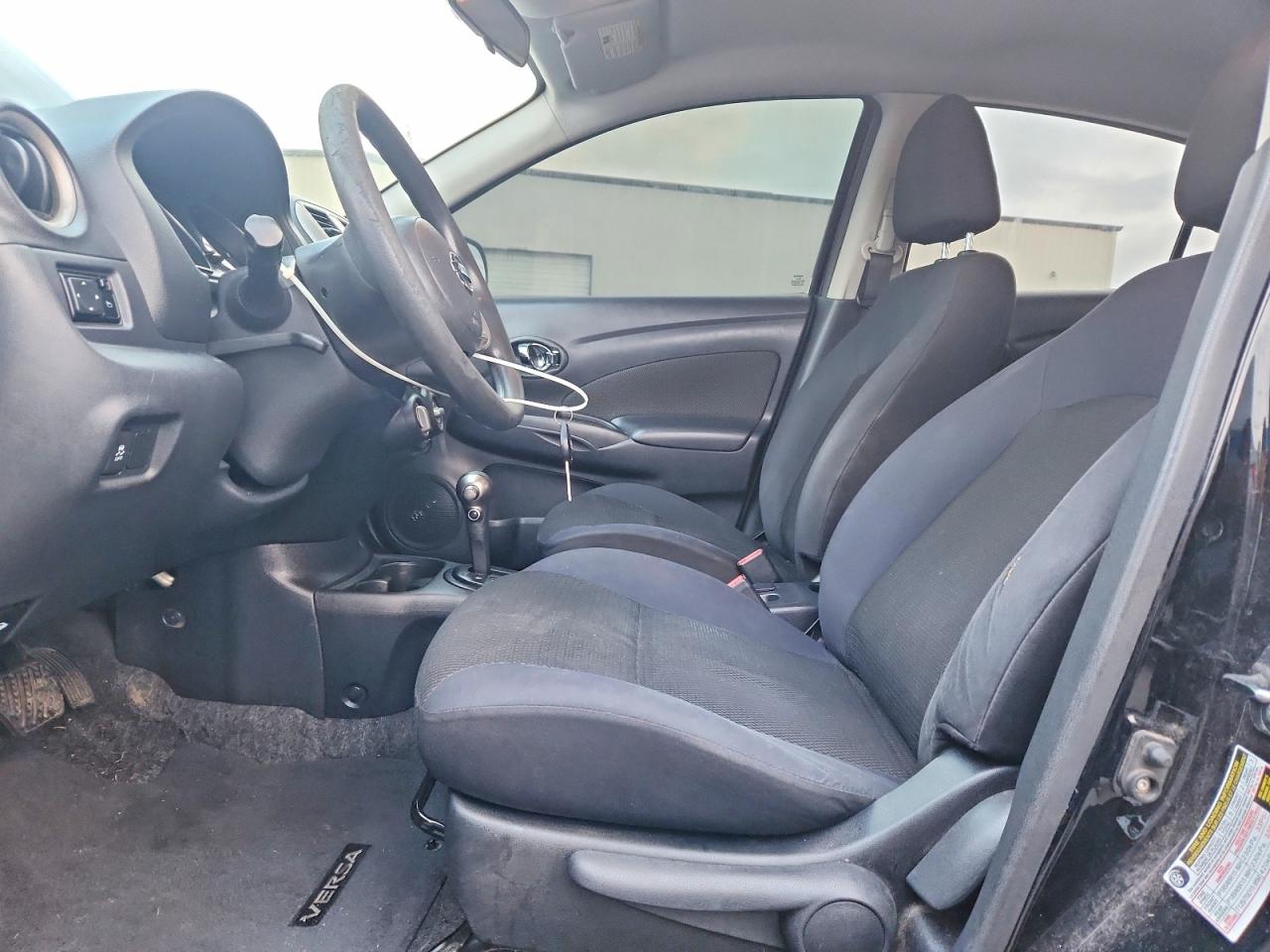 2012 NISSAN VERSA S photo 7