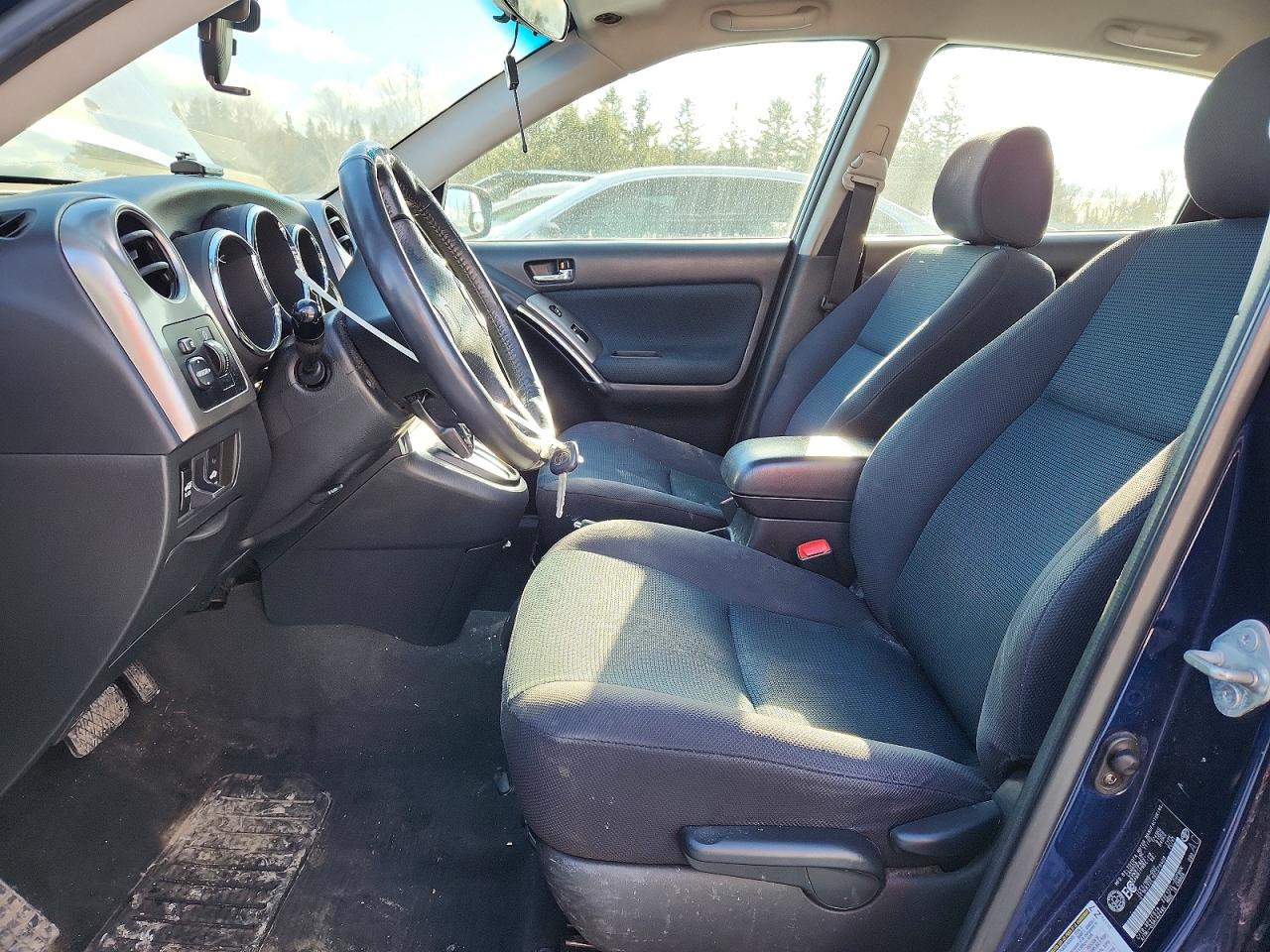 2006 TOYOTA COROLLA MATRIX XR photo 7