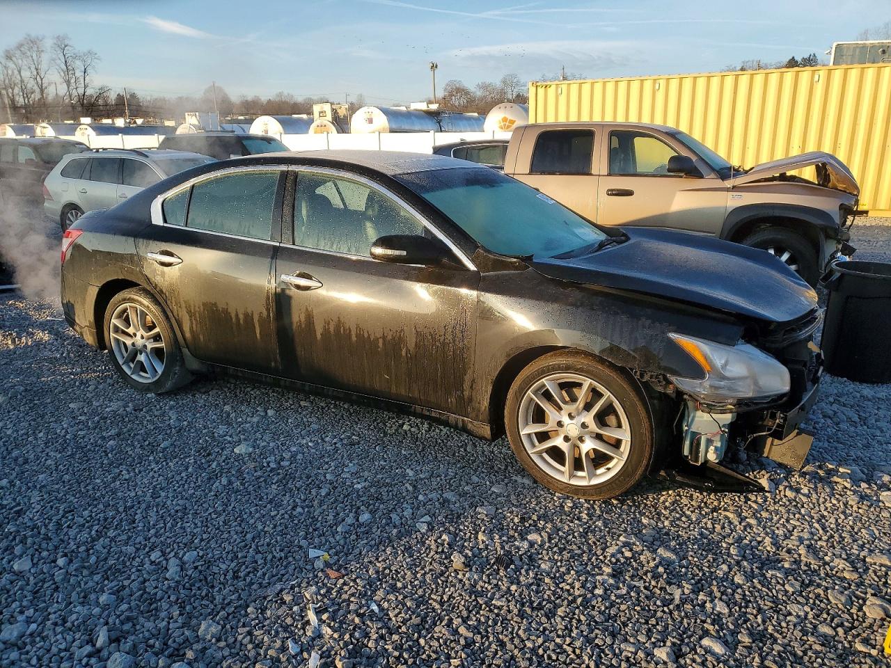 2010 NISSAN MAXIMA S photo 4