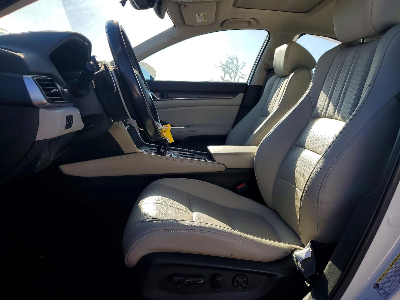 2020 HONDA ACCORD HYBRID EXL photo 7