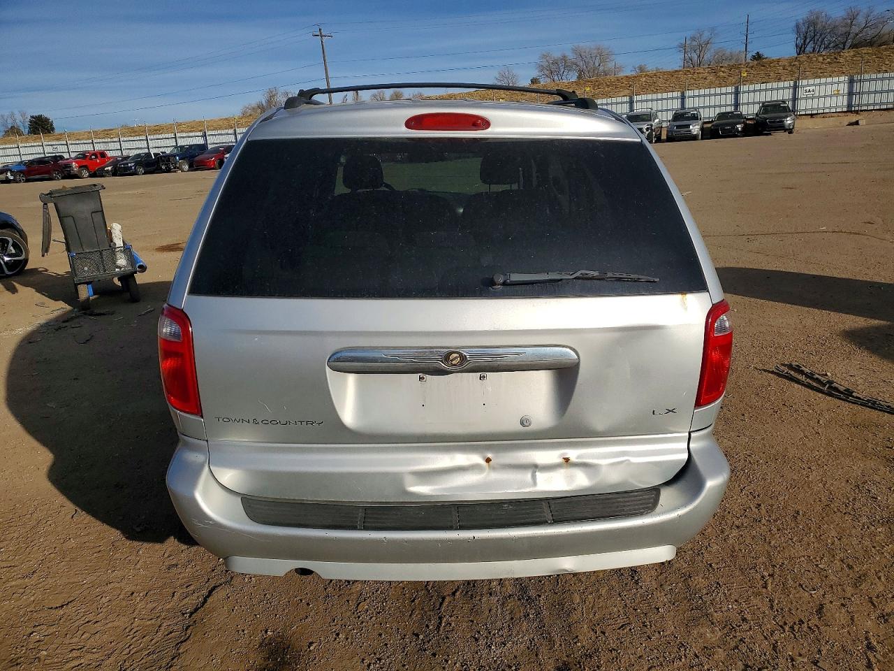 2007 CHRYSLER TOWN & COUNTRY LX photo 16