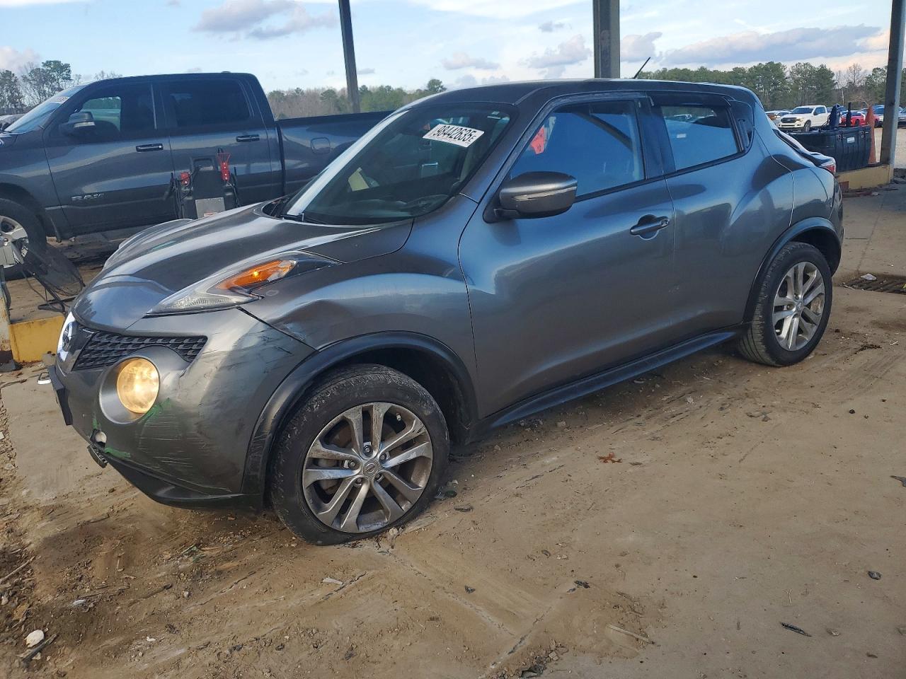 2015 NISSAN JUKE
