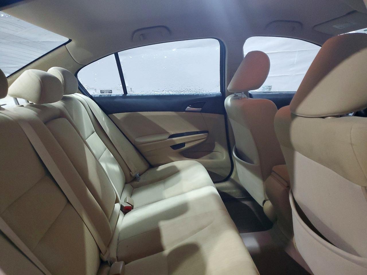 2012 HONDA ACCORD LX photo 19