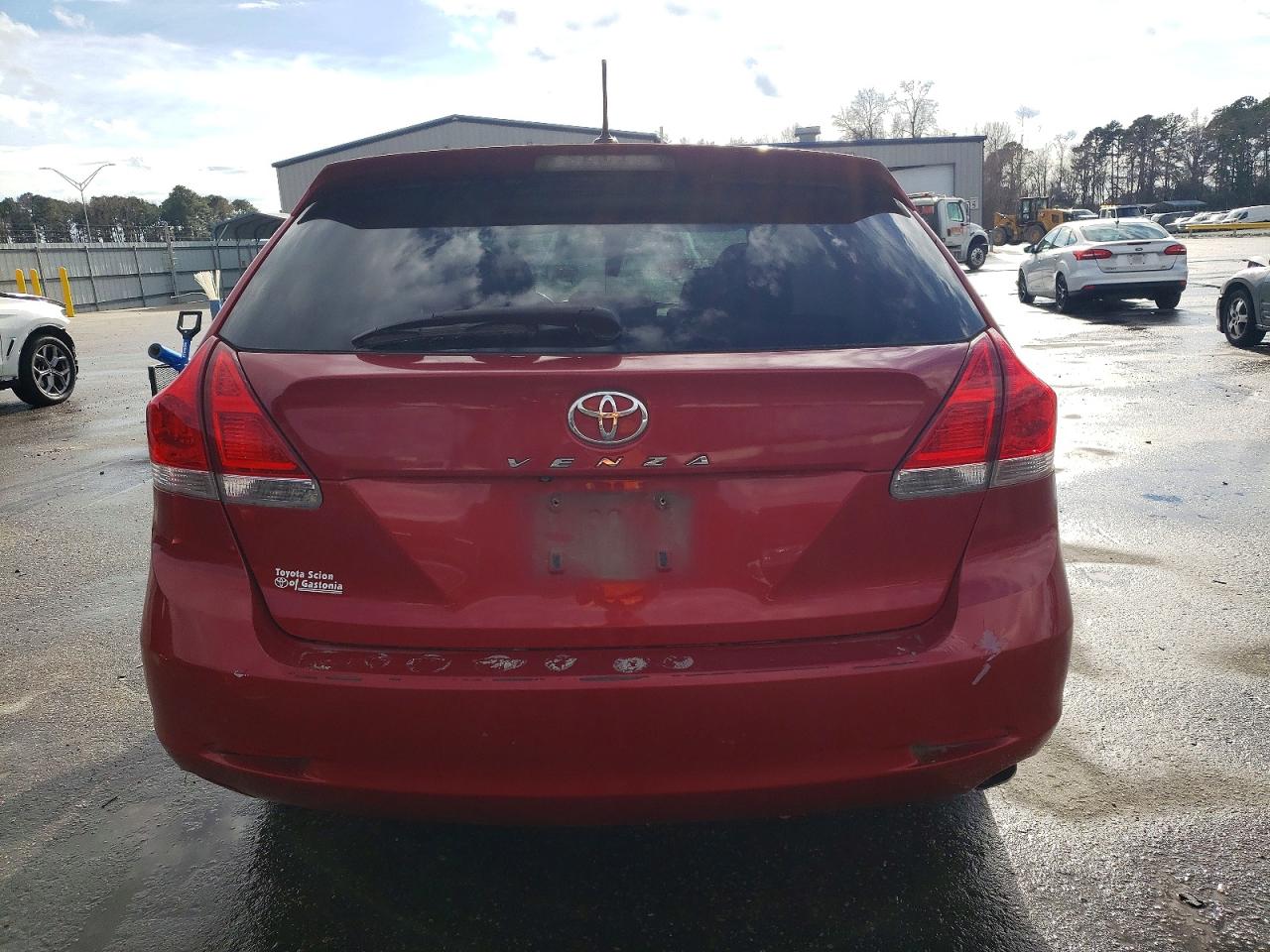 2010 TOYOTA VENZA photo 11