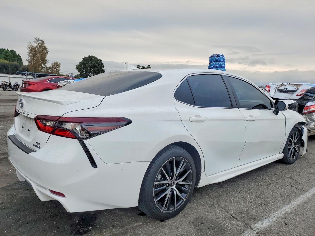 2023 TOYOTA CAMRY SE NIGHT SHADE photo 3