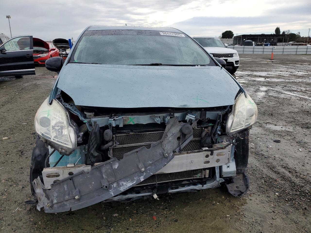 2013 TOYOTA PRIUS photo 5