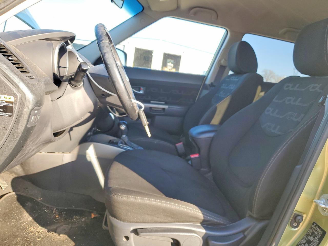 2013 KIA SOUL + photo 13