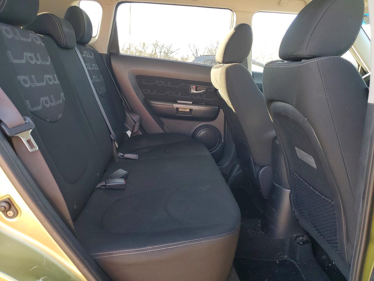 2013 KIA SOUL + photo 19